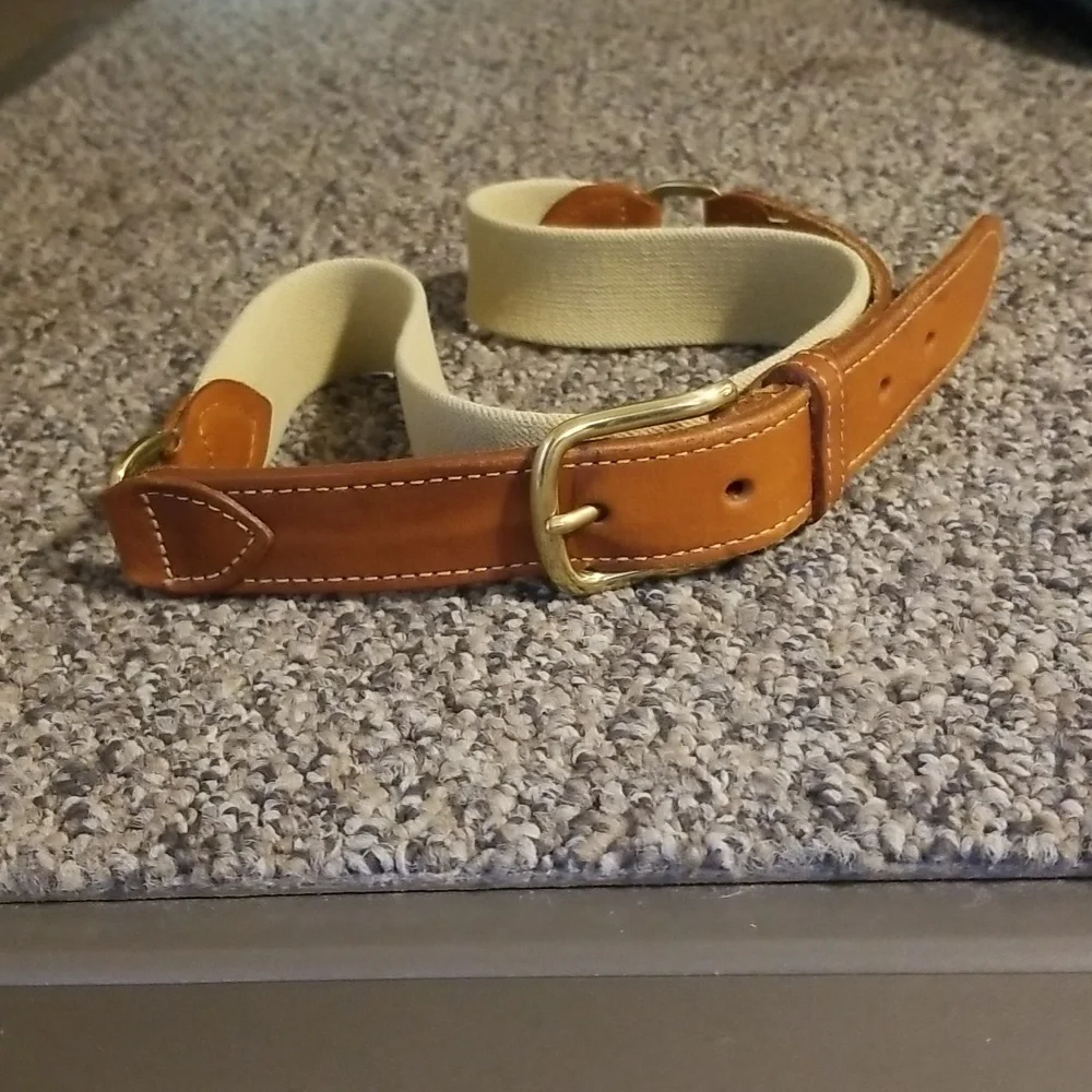 REGENT BELT CO. LEATHER/STRETCH BELT W/SOLID BRASS BUCKLE